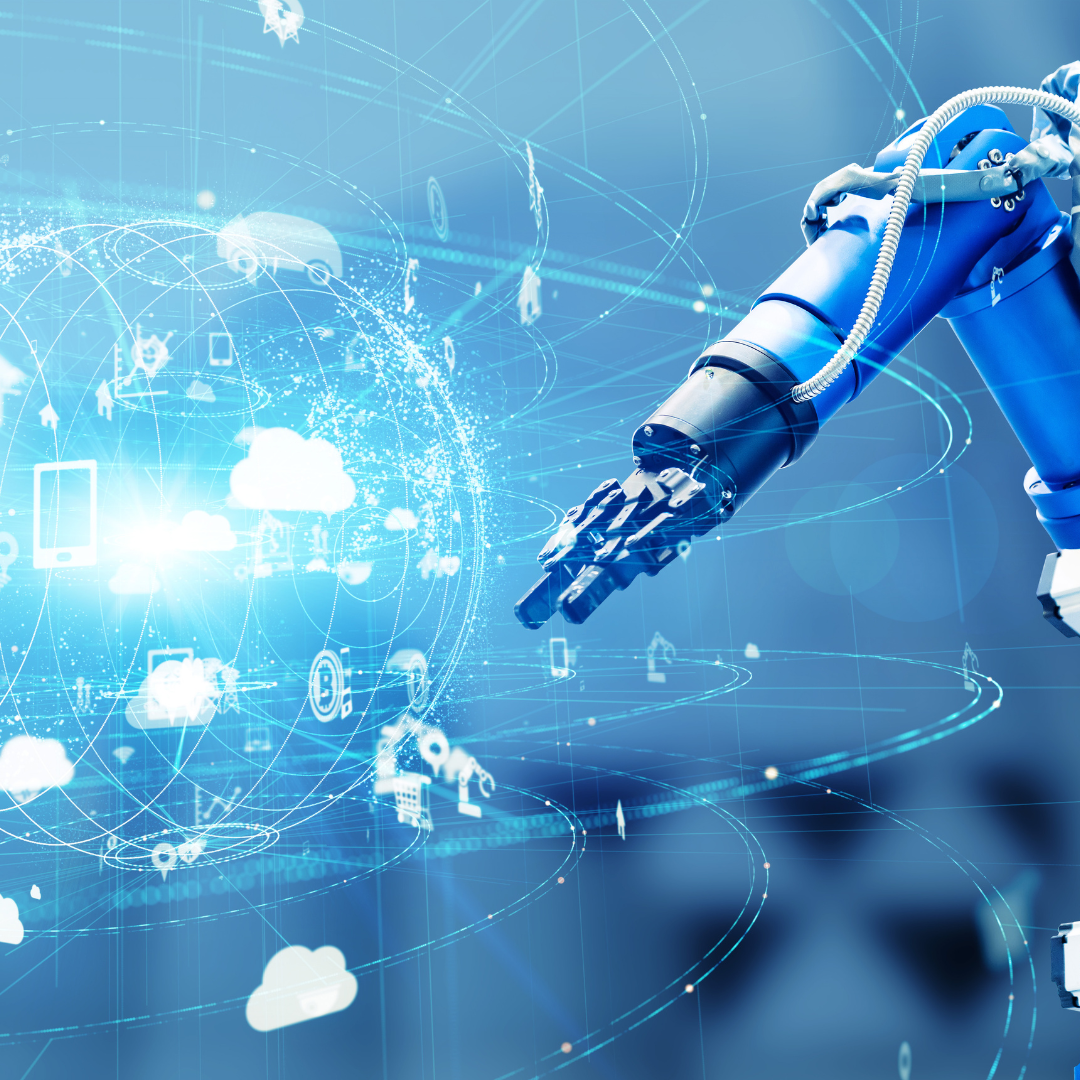 Engenheiro em frente a uma tela de controle